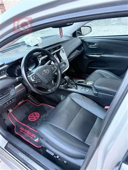 تويوتا أفالون